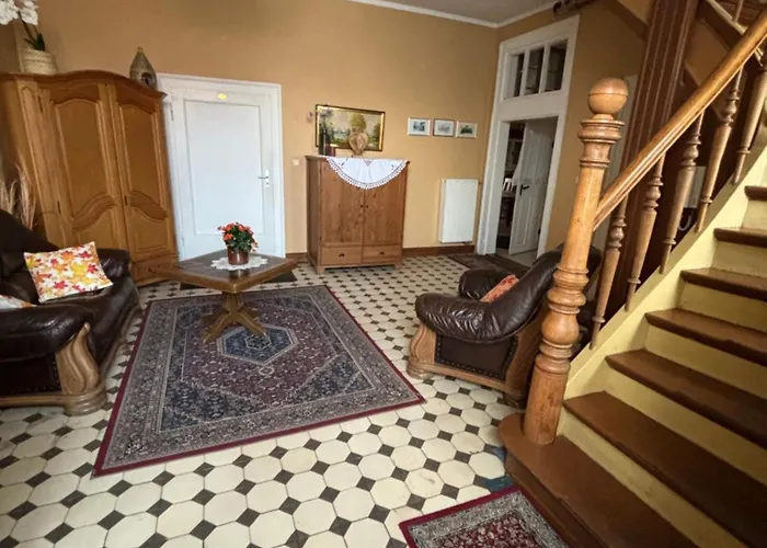 Pensión Gutshaus 3*